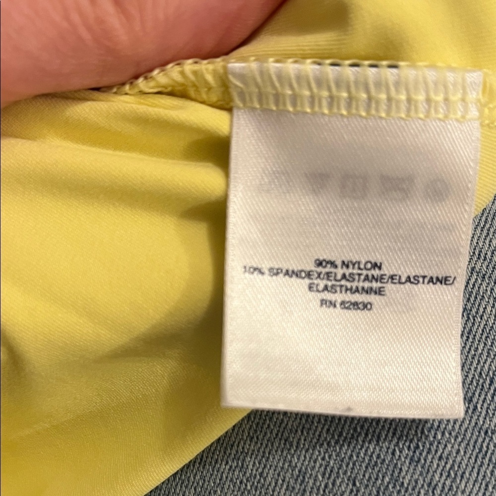 Lands' End Soft Yellow Size M top undergarment piece/Layering or Wear Alone! - Picture 4 of 4